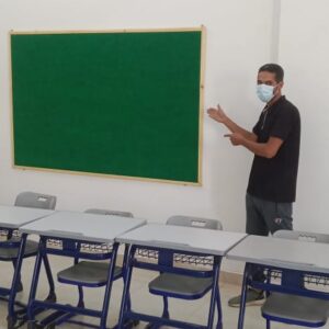 لوحة اعلان مكتبية